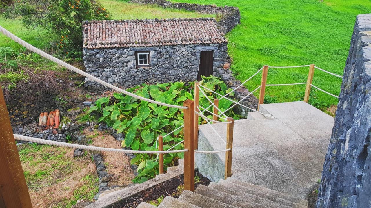 Casa Dos Caldeiras Bed & Breakfast Lajes do Pico Bagian luar foto